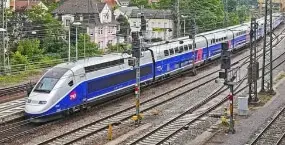 tgv-Paris-Girona-Barcelona-r (1)